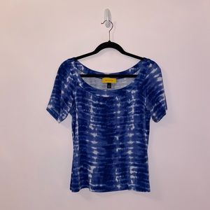 St. John Blue Beaded Short Sleeve Shirt Size M